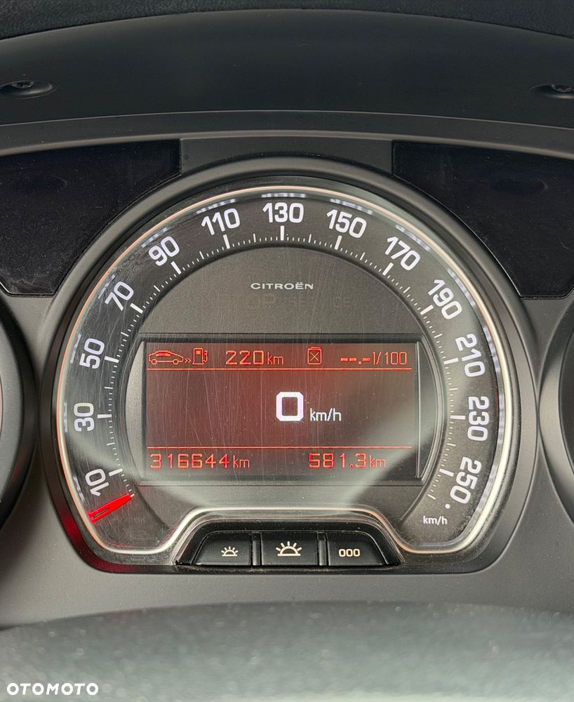 Citroën C5 2.0 HDi Exclusive - 10