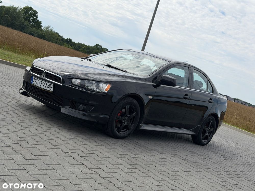 Mitsubishi Lancer - 1
