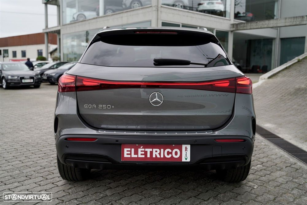 Mercedes-Benz EQA 250+ AMG Line - 4