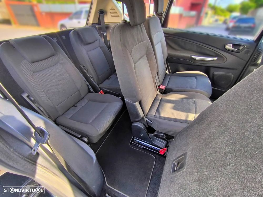 Ford S-Max 1.8 TDCi Titanium 7L - 9