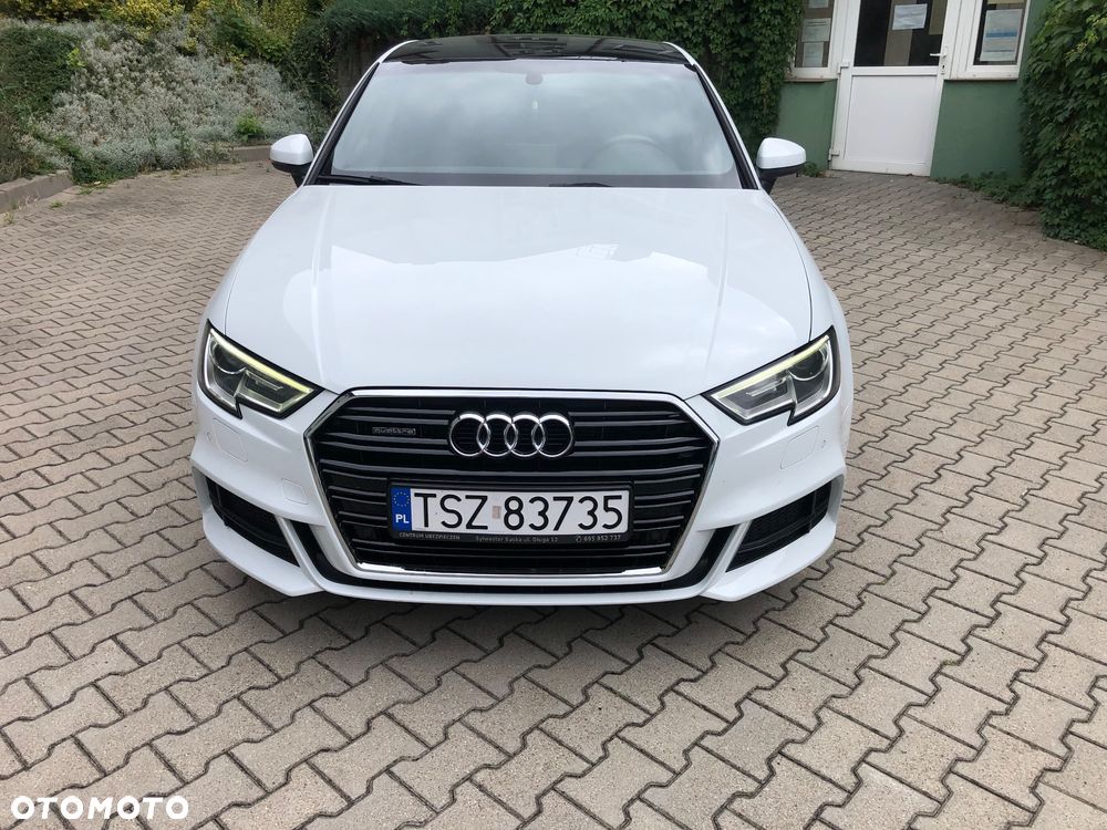 Audi A3 Sportback 2.0 TFSI quattro S tronic S line Sportpaket - 2