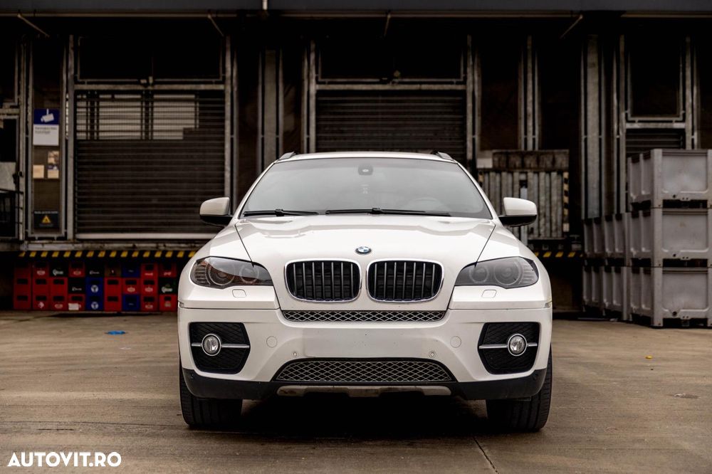 BMW X6 xDrive40d - 27