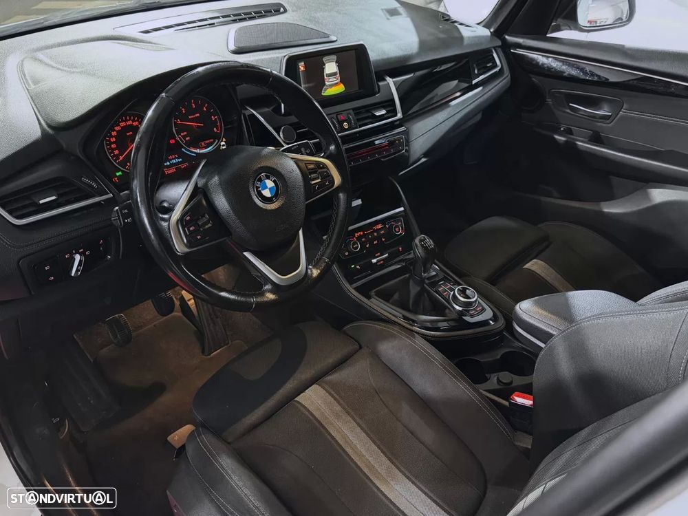 BMW 216 Gran Tourer d Line Sport - 6