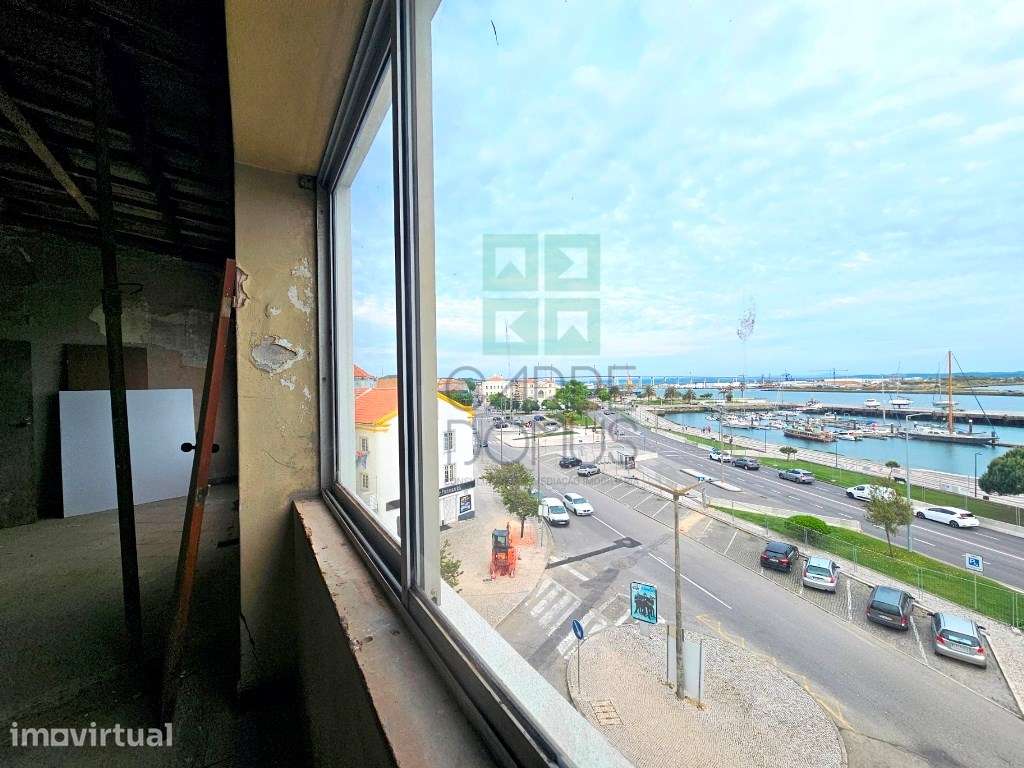 Apartamento T5 duplex, frente marina, na Figueira da Foz - Grande imagem: 2/54
