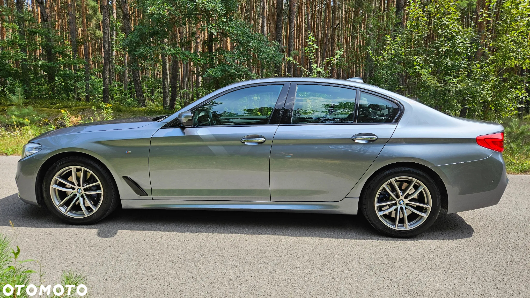 BMW Seria 5 520d xDrive M Sport sport - 2