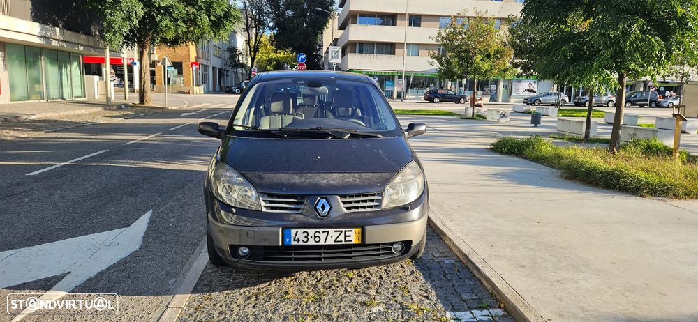 Renault Grand Scénic - 4