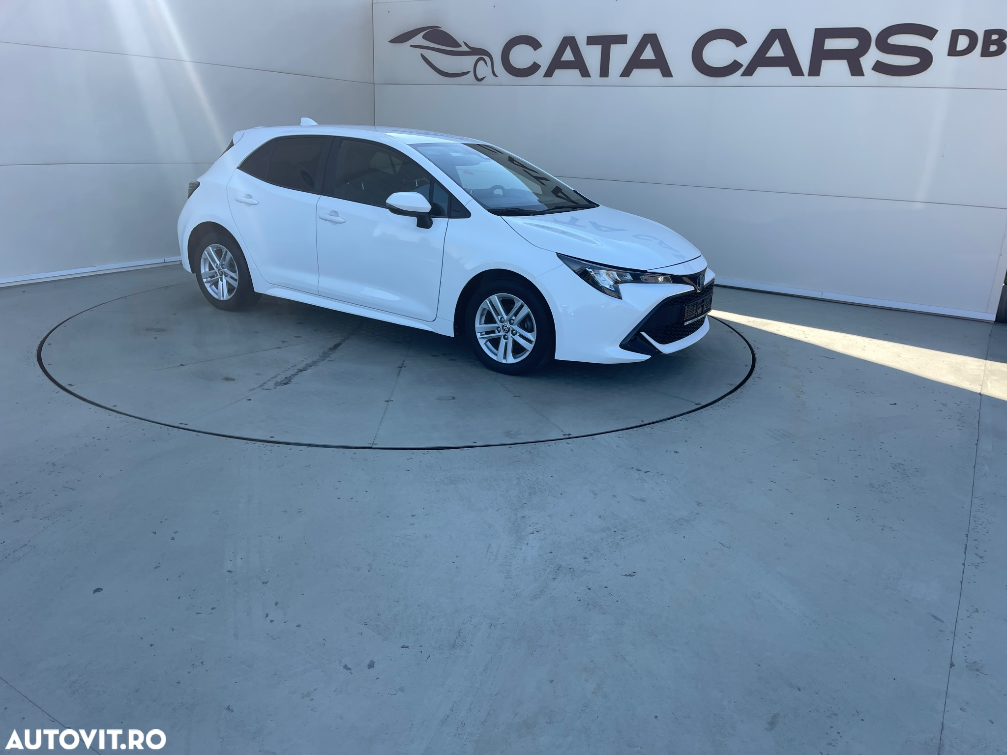 Toyota Corolla 1.8 Hybrid Comfort - 20