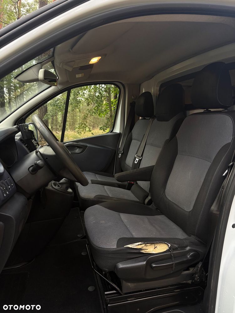 Opel Vivaro - 25