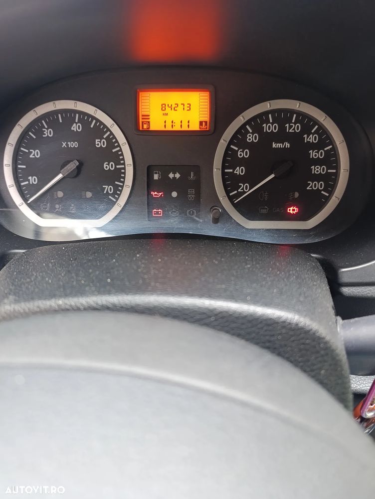 Dacia Logan K90 1.6 16v Laureate - 10