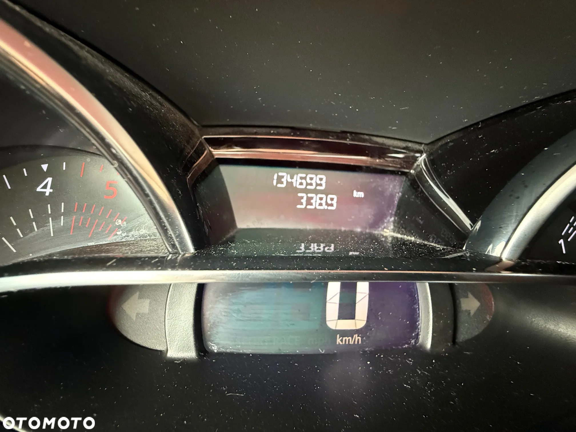 Renault Clio - 18