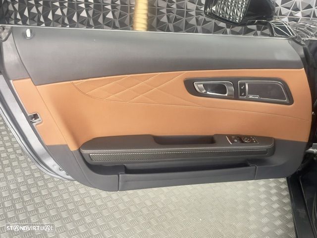 Mercedes-Benz AMG GT - 15