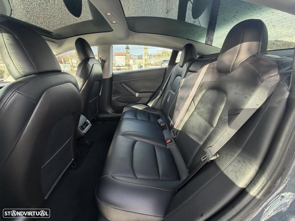 Tesla Model 3 Long Range AWD Dual Motor - 19