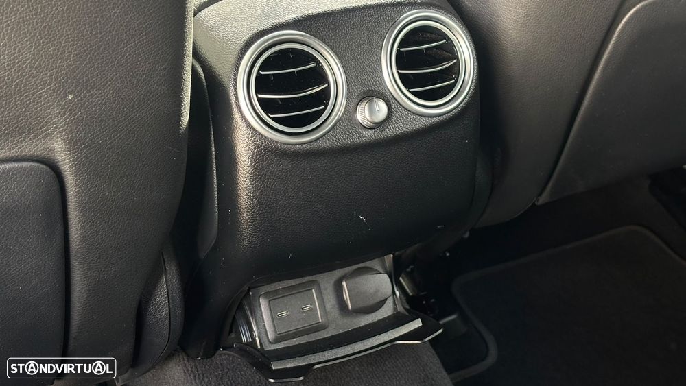 Mercedes-Benz GLC 300 de 4Matic 9G-TRONIC - 28