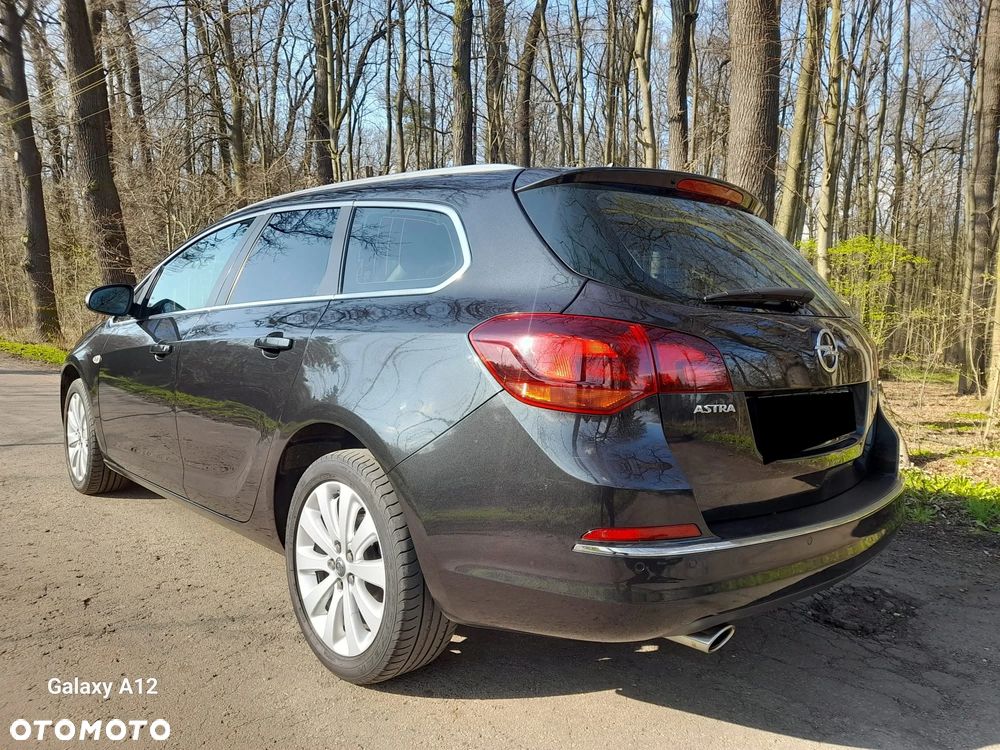 Opel Astra 1.4 Turbo Exklusiv - 3