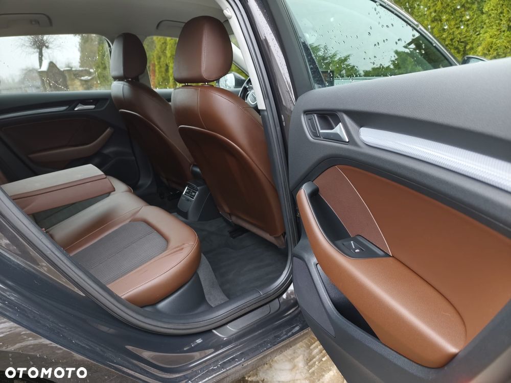 Audi A3 Sportback - 16