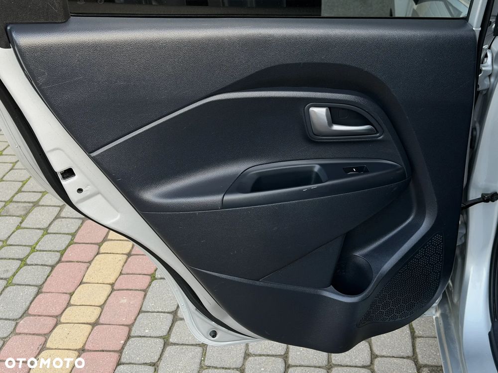 Kia Rio 1.2 ISG Uefa Euro 2016 - 35