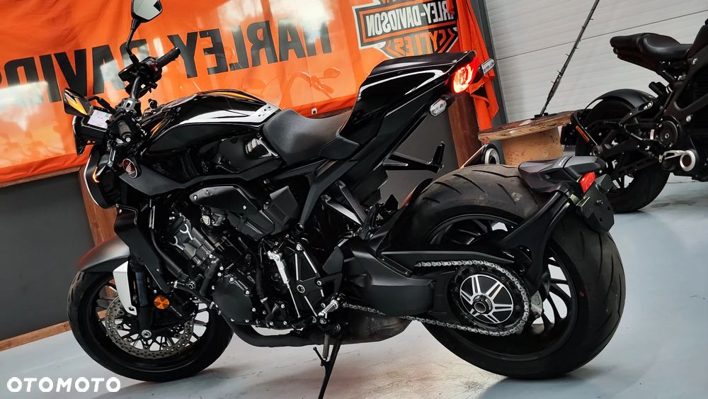 Honda CB - 9