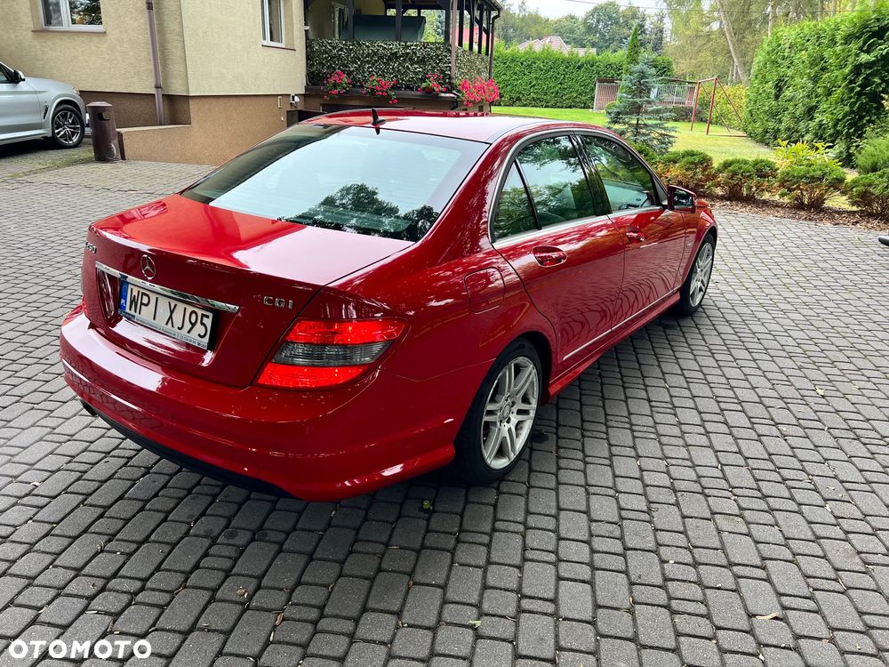 Mercedes-Benz Klasa C 250 CGI BlueEff Avantgarde - 5