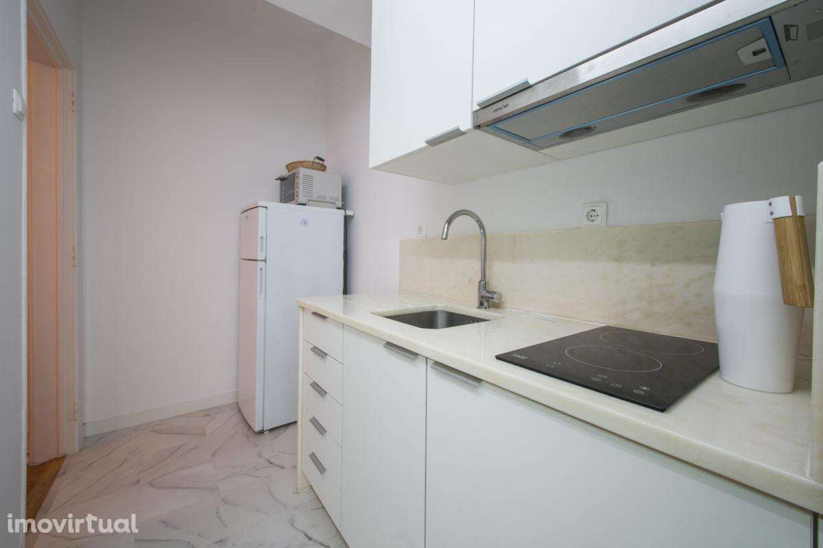 Quarto - localizado em Alameda Lisbon - Grande imagem: 5/12