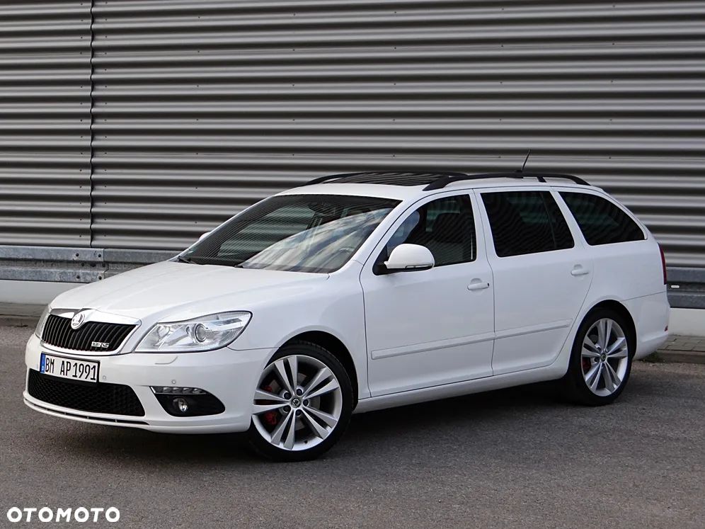 Skoda Octavia 2.0 TDI CR DPF DSG RS - 8