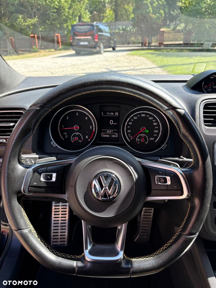 Volkswagen Scirocco 2.0 TDI BMT DSG - 15