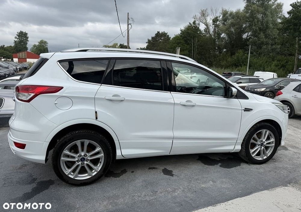 Ford Kuga 2.0 TDCi 2x4 ST-Line - 3