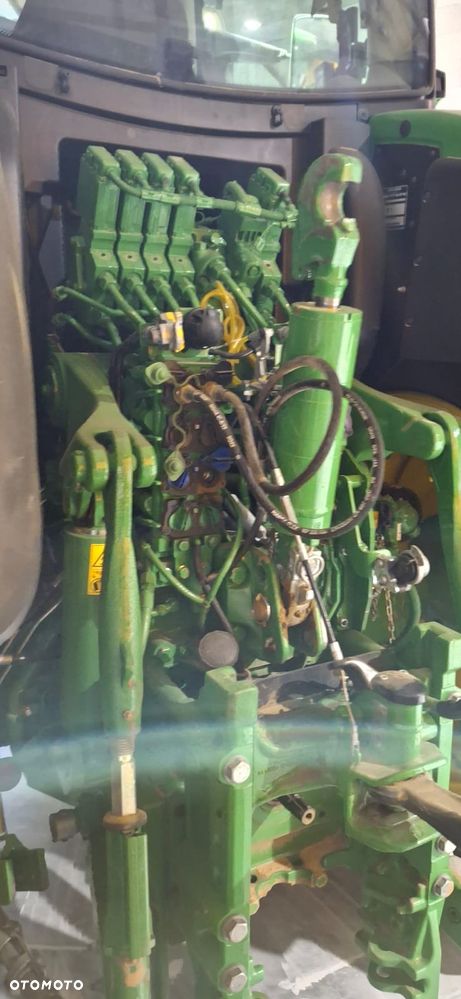 John Deere 6R 215 - 14