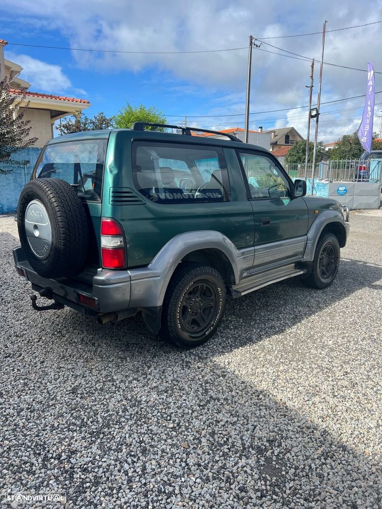 Toyota Land Cruiser 3.0 TD Pack 1 - 10