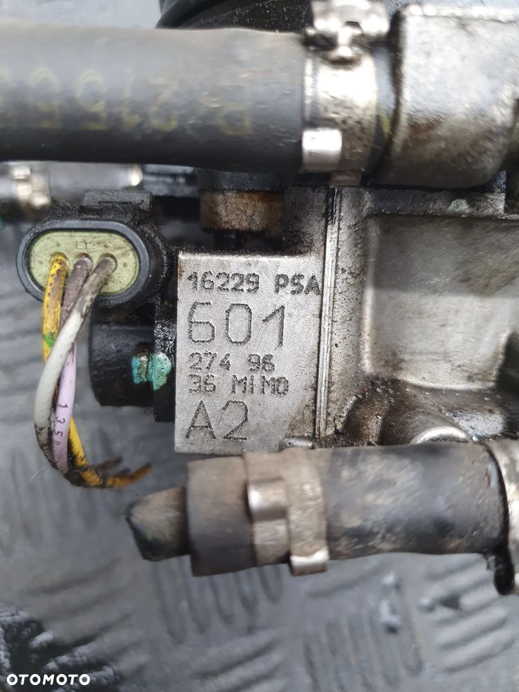 Peugeot 306 1.4 monowtrysk przepustnica wtryskiwacz WTYCZKI - 2