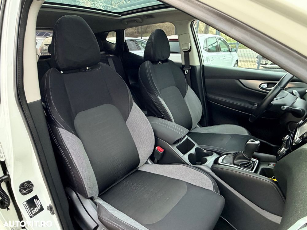 Nissan Qashqai 1.2 DIG-T Xtronic TEKNA - 8