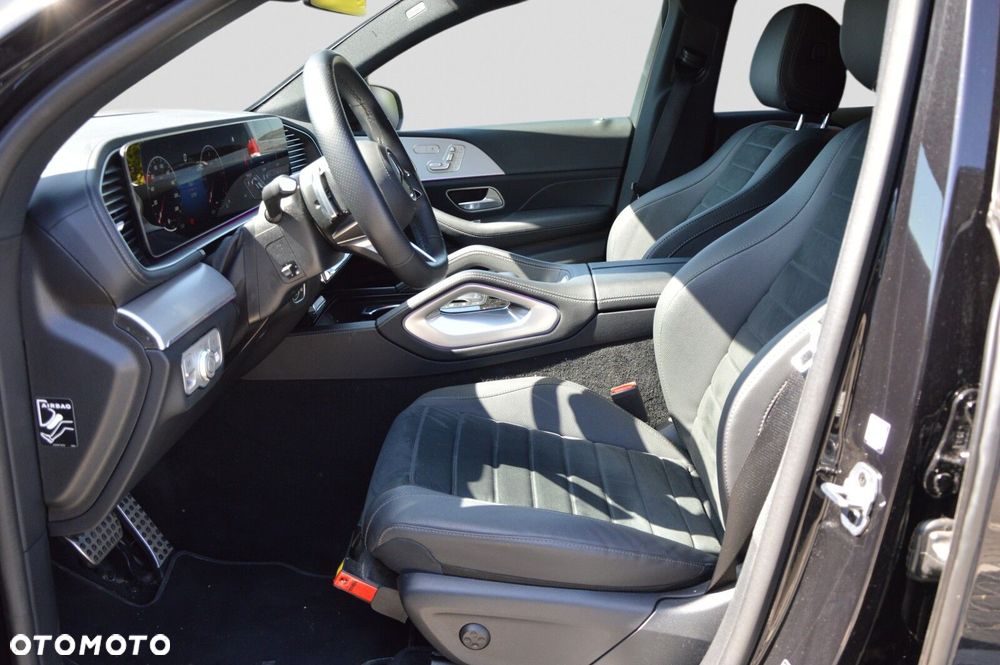 Mercedes-Benz GLE - 13