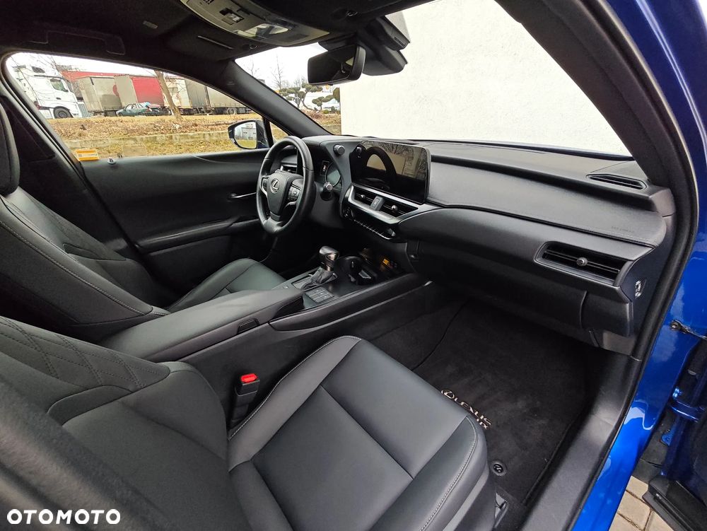 Lexus UX 250h GPF F Sport Design+ 2WD - 4