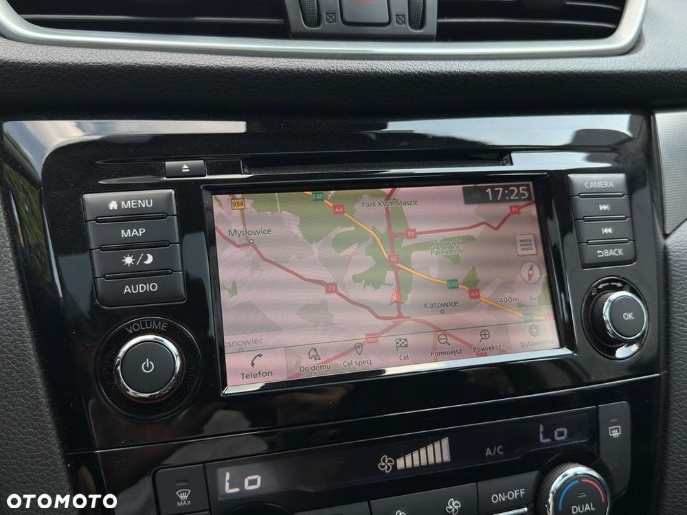 Nissan Qashqai 1.3 DIG-T DCT N-CONNECTA - 17