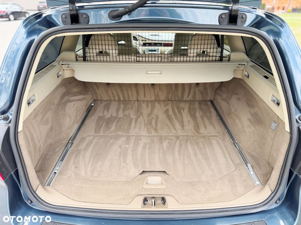 Volvo V70 3.2 Summum - 33