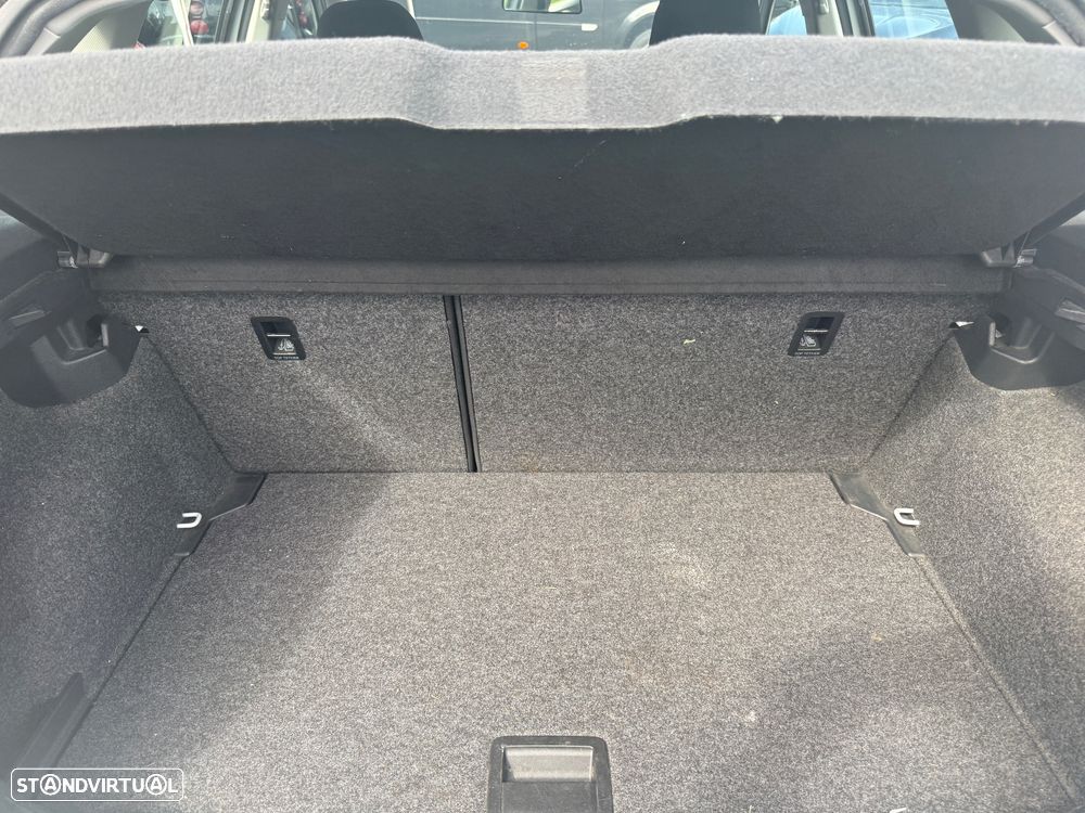 VW Polo 1.0 Trendline - 17