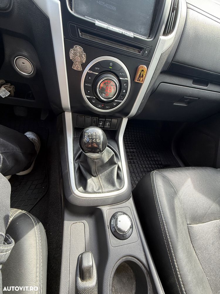 Isuzu D-Max - 10