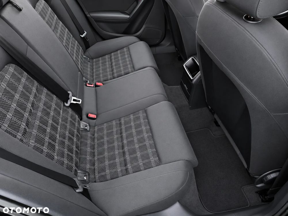 Audi A4 Avant 2.0 TFSI Attraction - 18