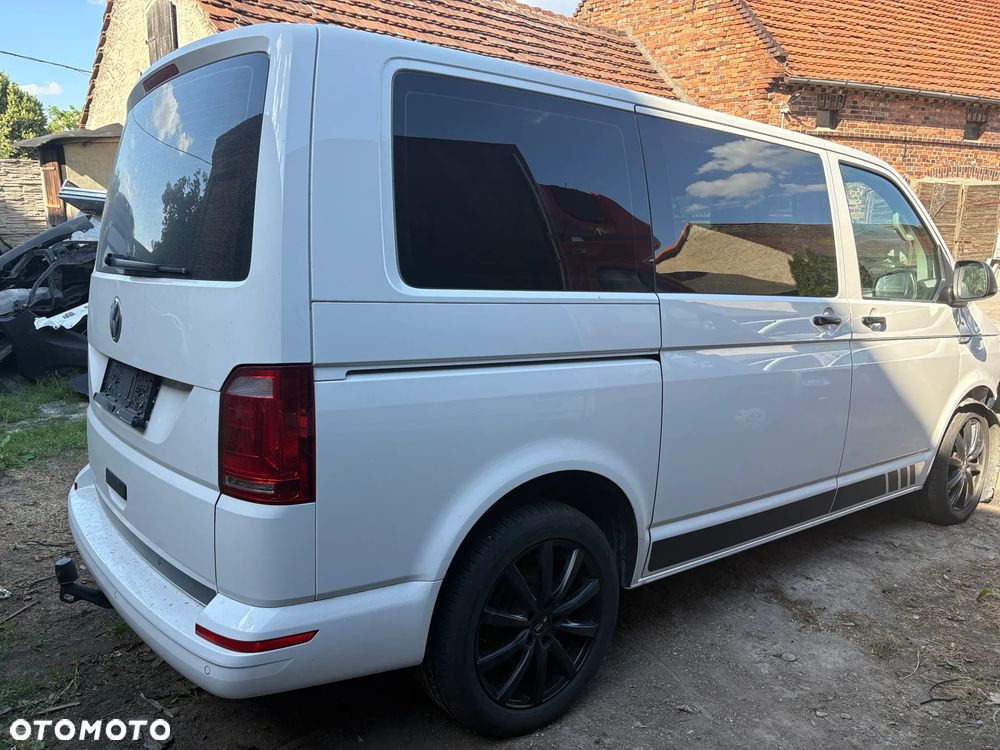 Volkswagen Multivan - 8