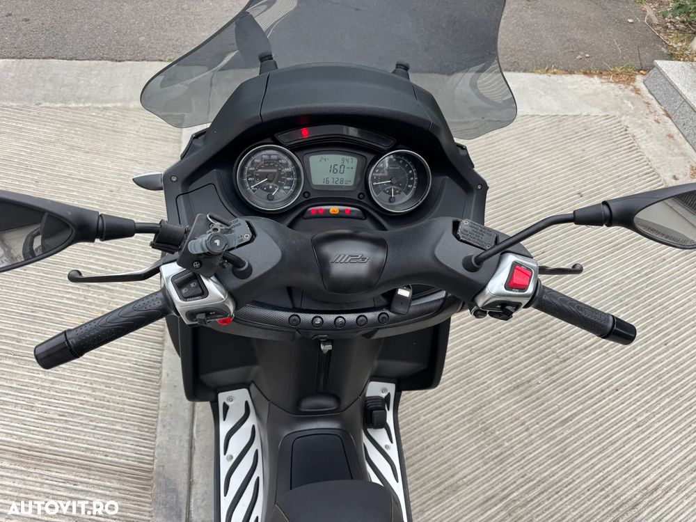 Piaggio MP3 500 Sport ABS - 11