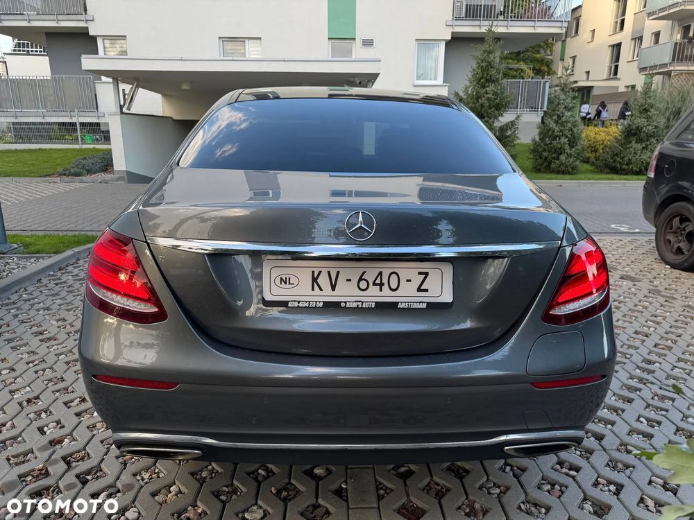 Mercedes-Benz Klasa E 350e 9G-TRONIC Exclusive - 6
