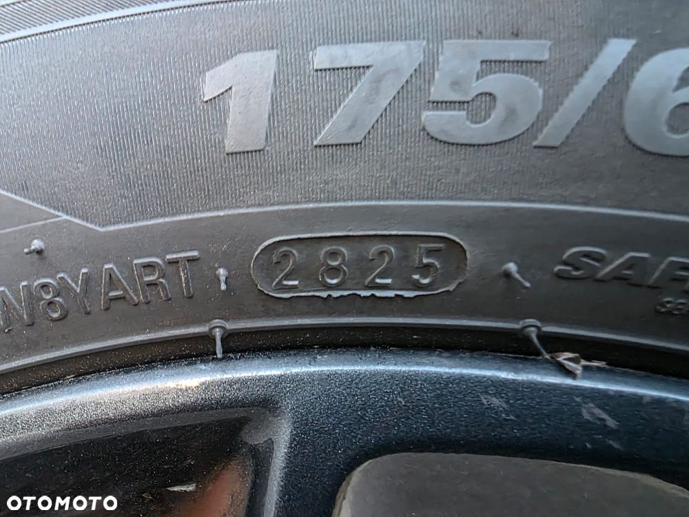 Suzuki Ignis 1.2 Premium - 19