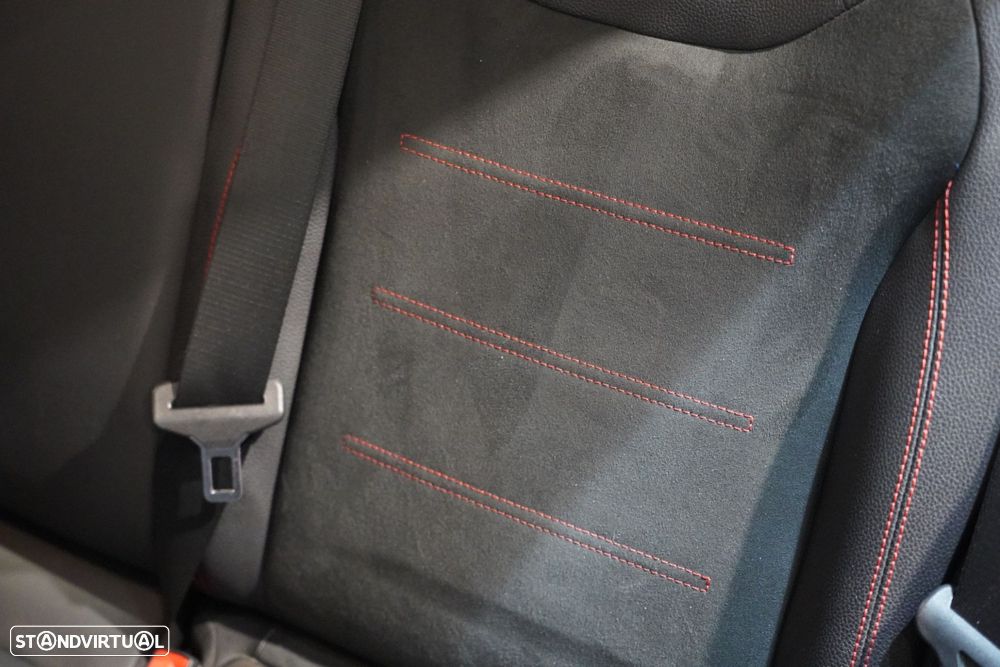 Mercedes-Benz A 180 d AMG Line Aut. - 35