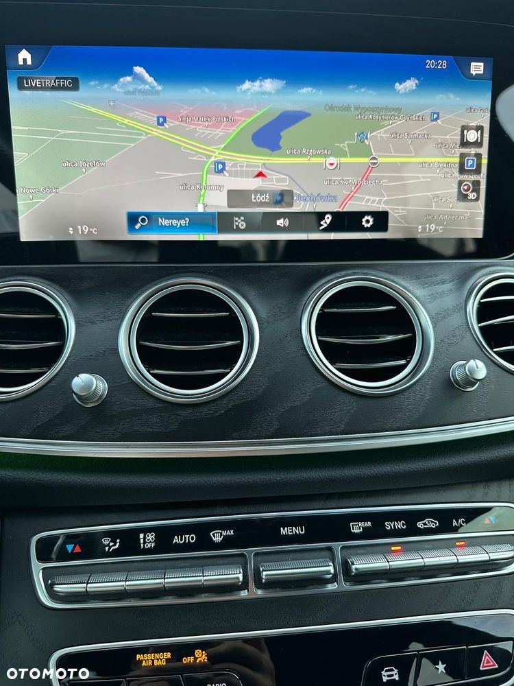 Mercedes-Benz Klasa E 220 d 4-Matic AMG/Avantgarde - 10