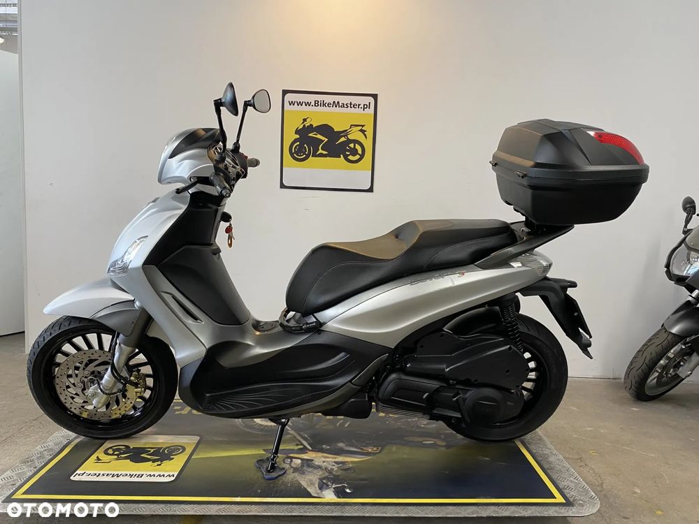 Piaggio Beverly - 2