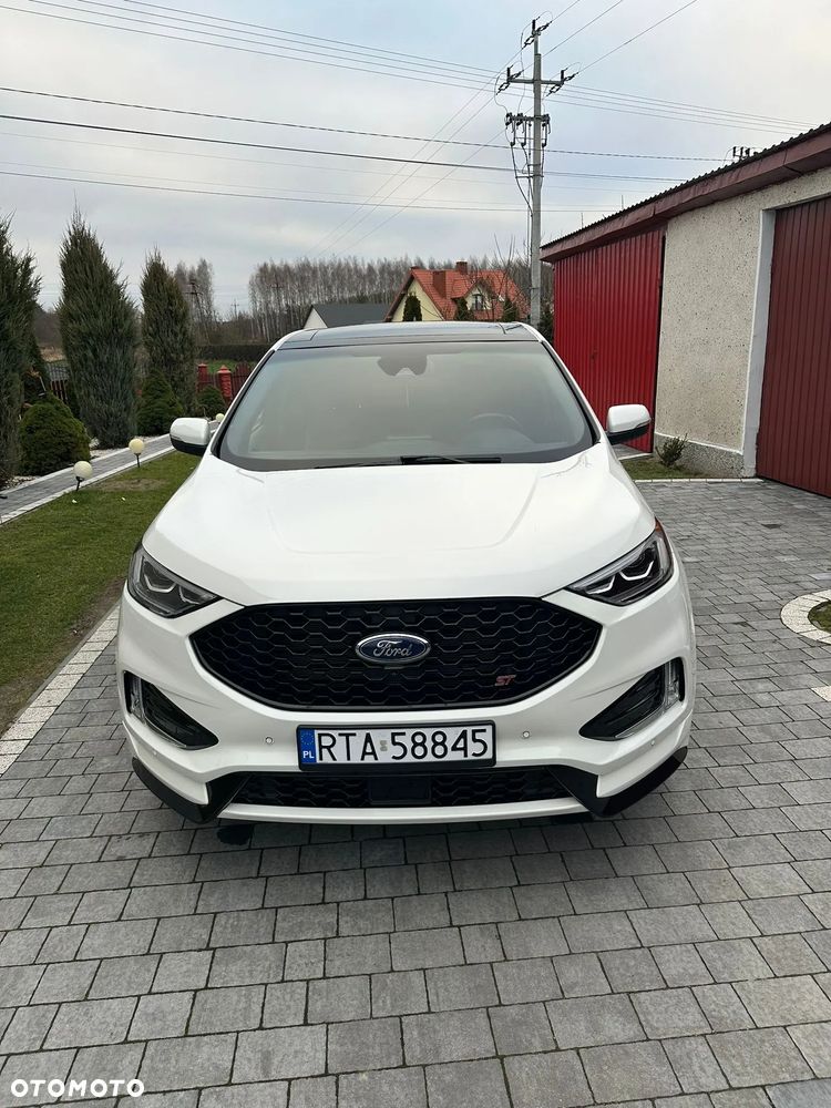 Ford Edge - 9