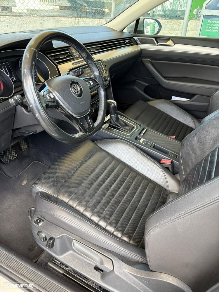 VW Passat Variant 2.0 TDI Confortline DSG - 22