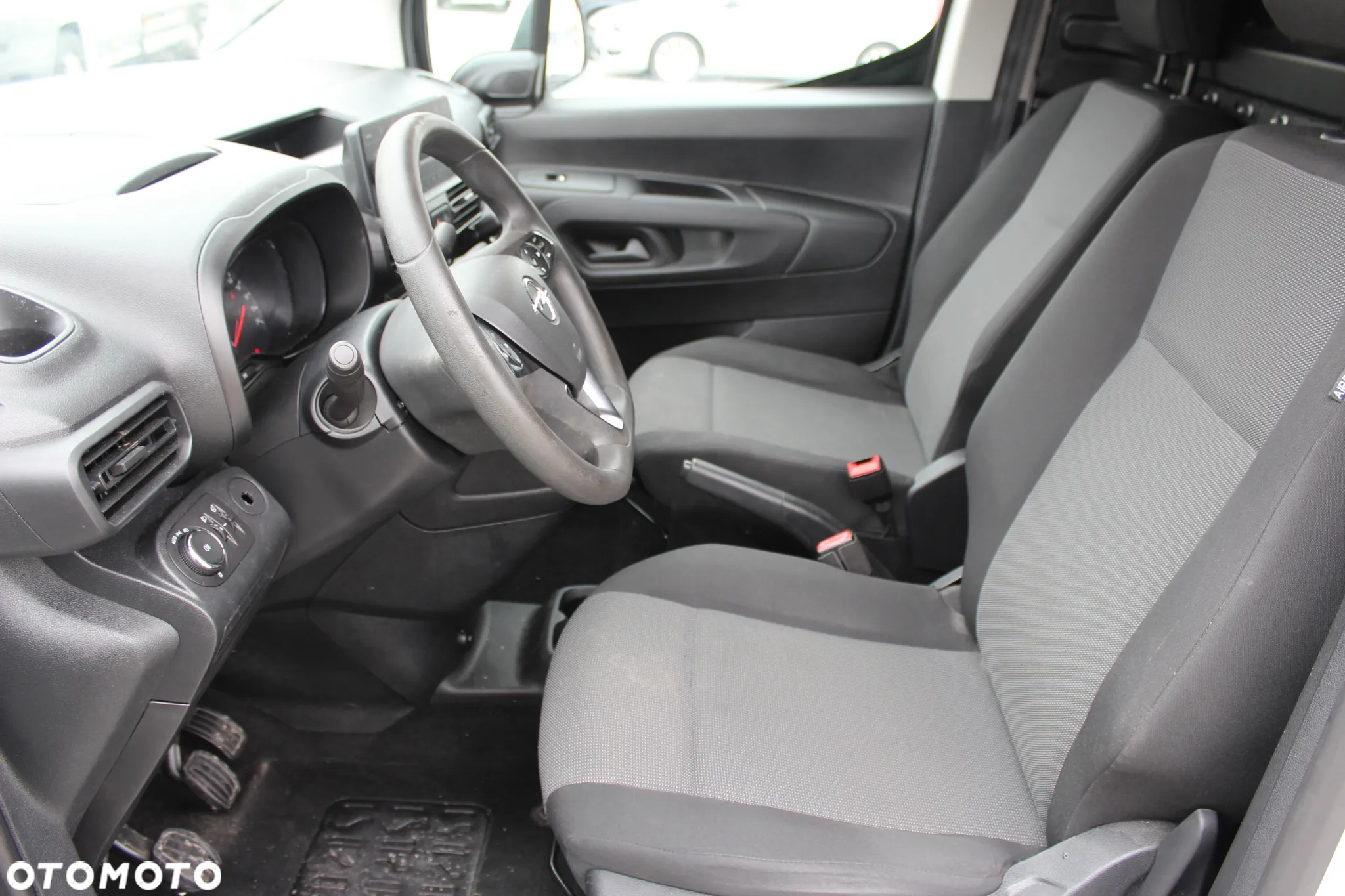 Opel Combo - 12