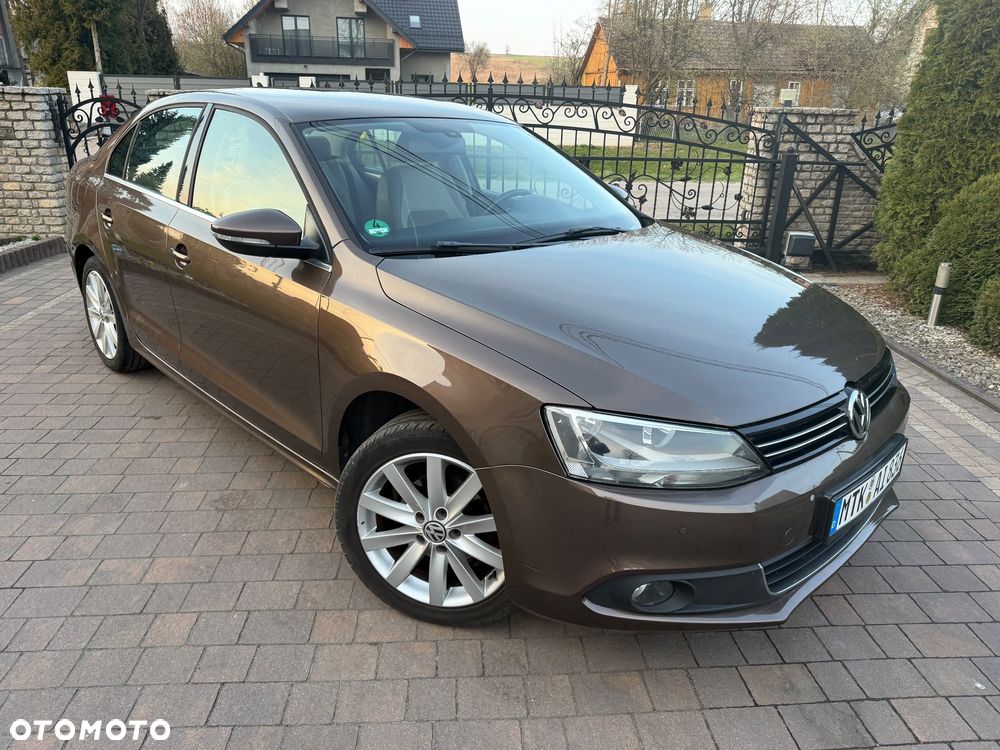Volkswagen Jetta 1.6 TDI Life - 3
