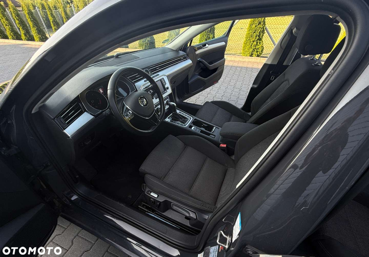 Volkswagen Passat - 15