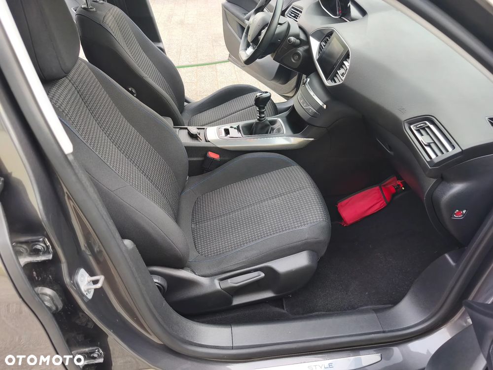 Peugeot 308 BlueHDi 100 Stop & Start Active - 20